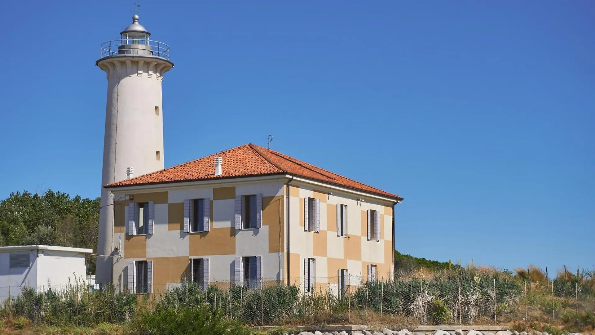 Homely Seaview Studio Flat With Balcony - Beahost Bibione